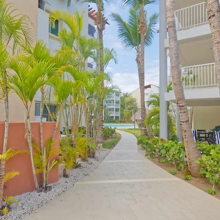 Pompano 202 Amazingly Situated One-Bedroom Apartment In Ocean-Front Condominium-2