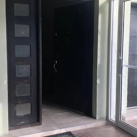 Odyssey On The 5Th - Exquisite Luxury Apt-2