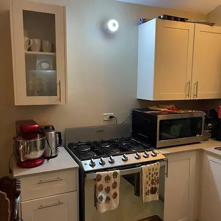 Community One-Bedroom, 1 Bathroom, Wifi, Air Condition-2