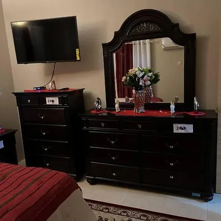 Community One-Bedroom, 1 Bathroom, Wifi, Air Condition-3