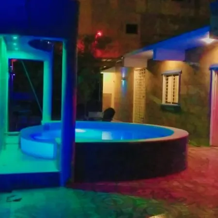 Hermoso Departamento 2 Con Piscina Cerca De La Playa-3