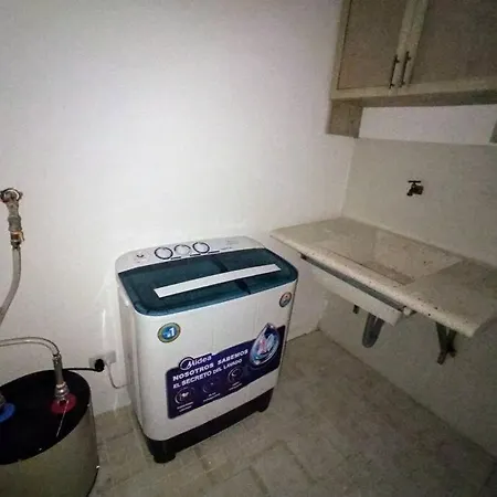 Amazing Seaview Condo,2-Bedrooms, Free Parking, At 11 Minutes From The Beach-3