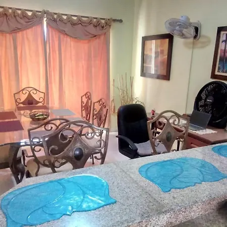 Rush Ironshore Deluxe Villa-3