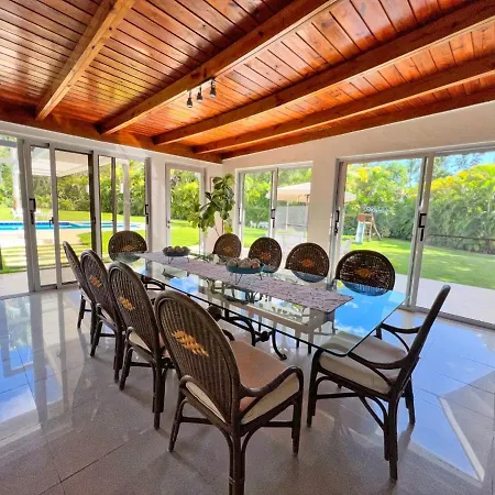Four Bedrooms Family Luxury Villa-2