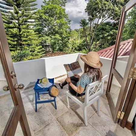 New! Charming Colorful Villa With Private Jacuzzi-3