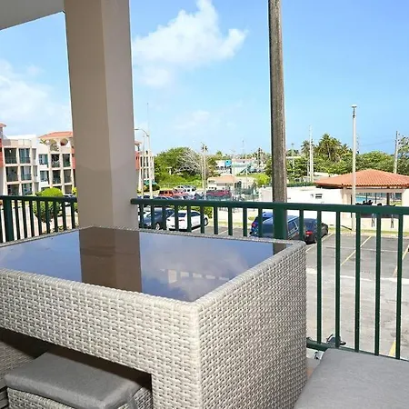 New Remodeled Ocean View, Beach Front Apartment-3