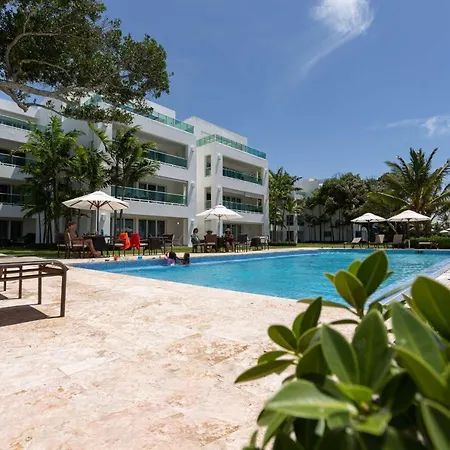 Blue Green Properties By Calisto Stays-2