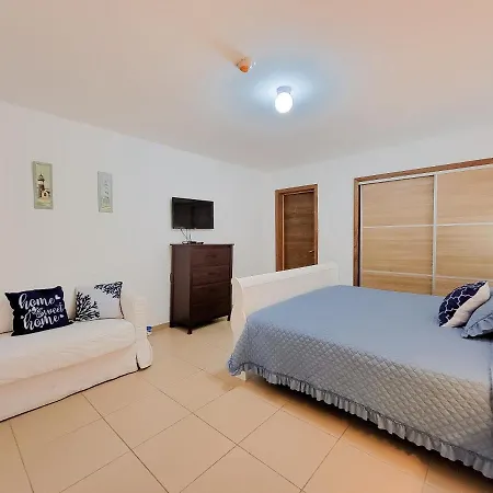 Marbella Beachfront 2Br Apt-3
