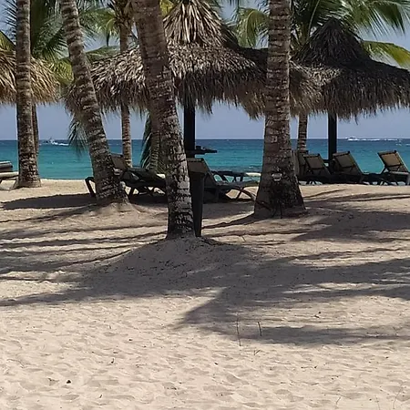 Deluxe Apartment 1 Bedroom+Private Beach+4 Pax-2