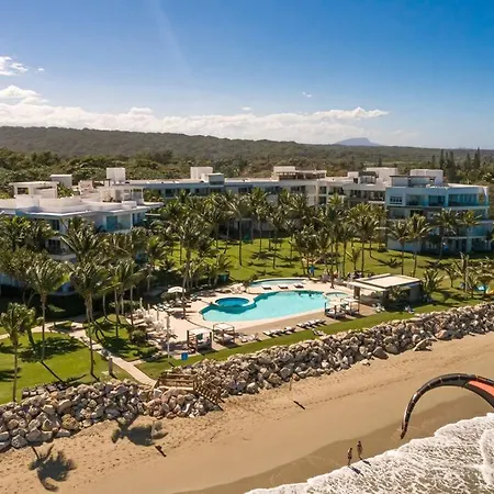 Seawinds Ocean Front D33-2