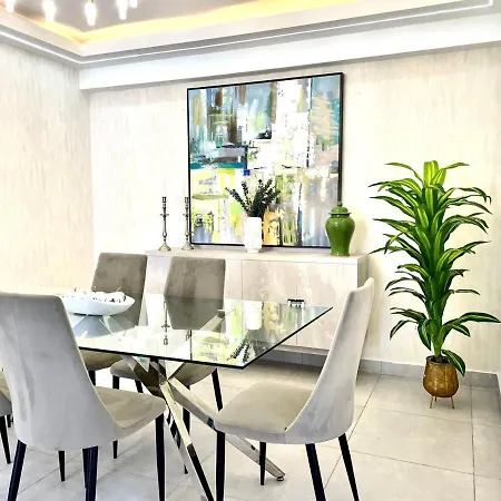 City Apartament With 2 Bedroom And Pool-2