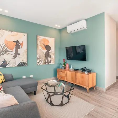 Most Exclusive Condo- Hotel In Town -802-3
