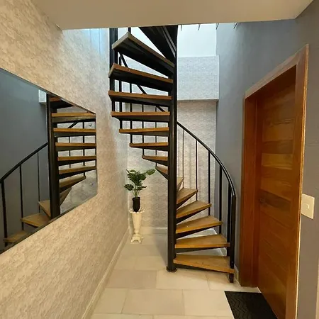 Lovely 2 Floor Condo With Pool.-2