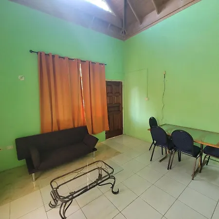 Wizzy Apartment-3