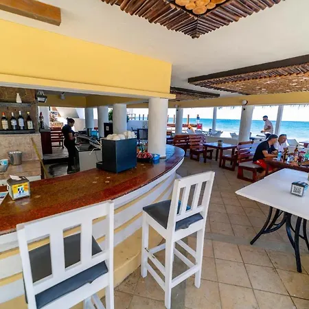Oceanfront Kite Beach Studio With Pool And Fast Wifi-2
