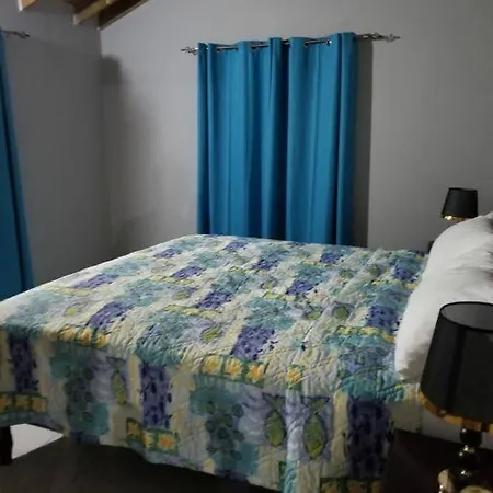 Oak Villa-3
