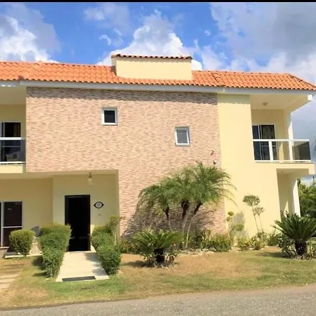 Beautiful Vacation Home With In-Ground Pool In A Private Gate Community!!-3