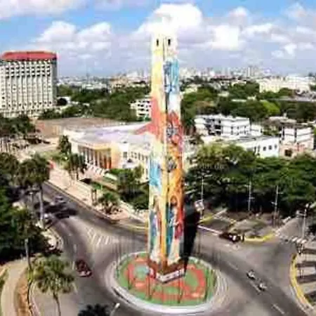 Cerca Del Mar, Obelisco Macho Y Zona Colonial-3