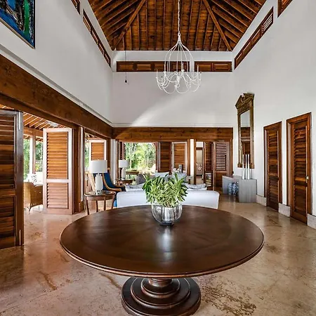 Villa Punta Aguila 10-2