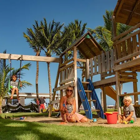 Seawinds Luxury Beach Front D38-3
