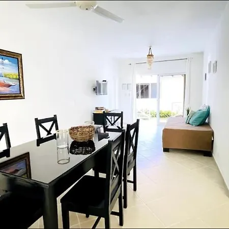 Cozy Apartment Beachfront-3