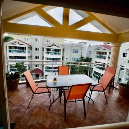 Unique Private Penthouse , Steps From Beach-2
