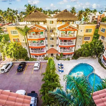 Unique Private Penthouse , Steps From Beach-3