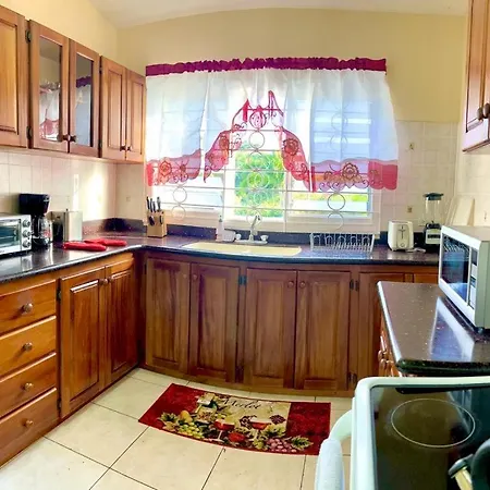 Uwi Villa-2