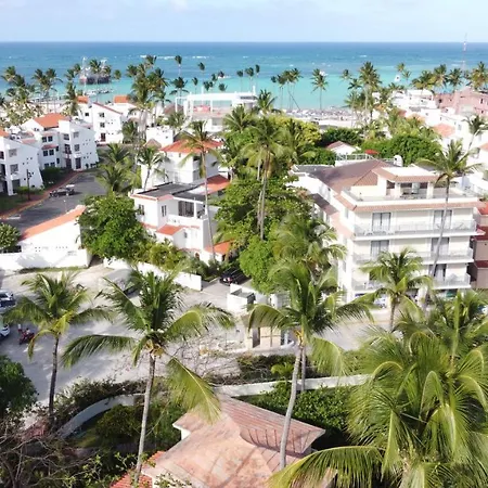 La Piazzetta Suite Los Corales Beach & Pool-3