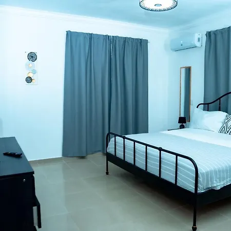 Lovely Apartment 10 Mins Away From Airport-3