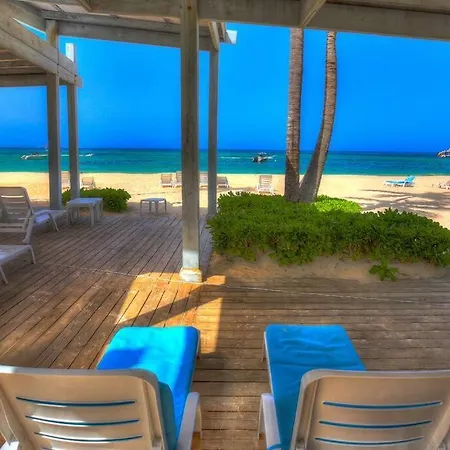 Beachfront Condo Everything Nearby Fast Internet - Turquesa F-101-2