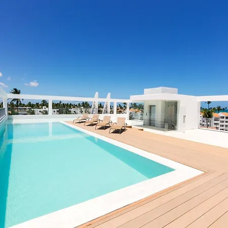 Ducassi Suites Rooftop Pool - Beach Club And Spa-3