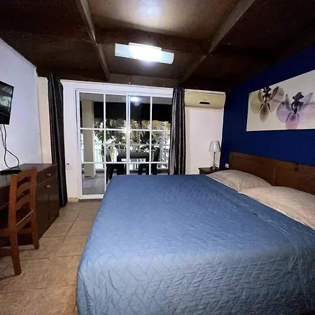 Beach View 2 Bedroom Apt 4B-2
