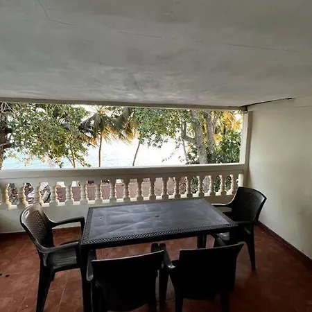 Beach View 2 Bedroom Apt 3B-3