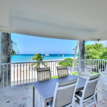 Exclusive Beachfront 2-Bedroom Apartment Turquesa H202 2Bdr-2
