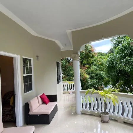 Luxury 5 Bedroom House W/Private Parking & Patio-3
