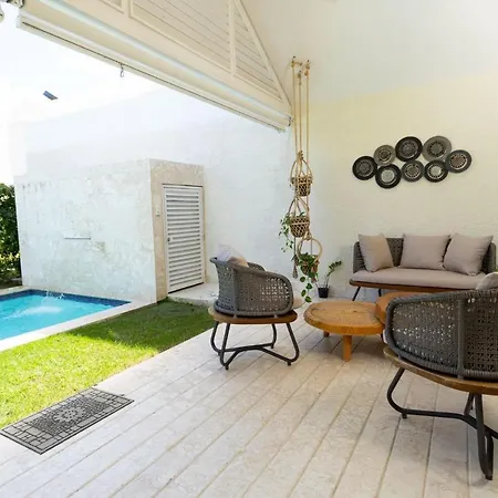 Hermosa Villa Con Casa Club Y Club De Playa-3