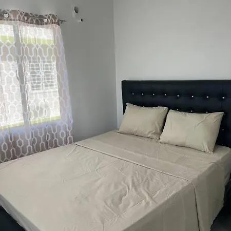 Brand New & Cozy 2Br Condo W/ Free Parking-2