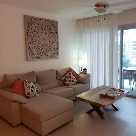 Beach Garden F2 Condo-3