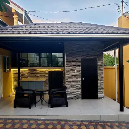 Beautiful 3 Bedroom House-2