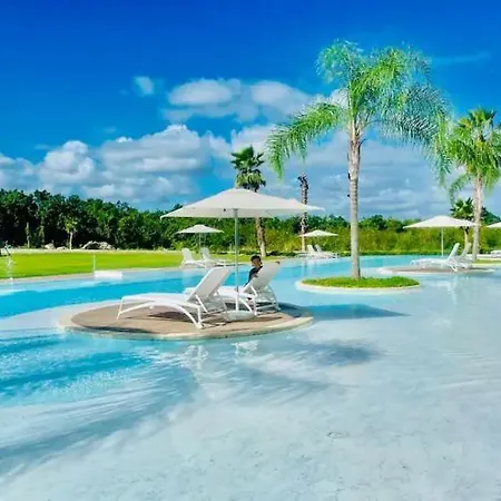 Lujoso Condominio Cana Rock Star-3
