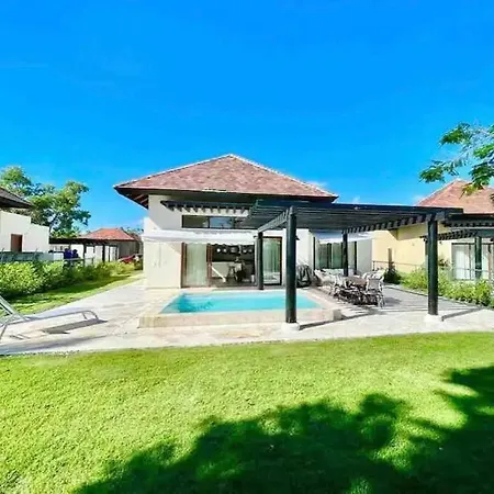 Bungalow En Exclusivo Condominio-3