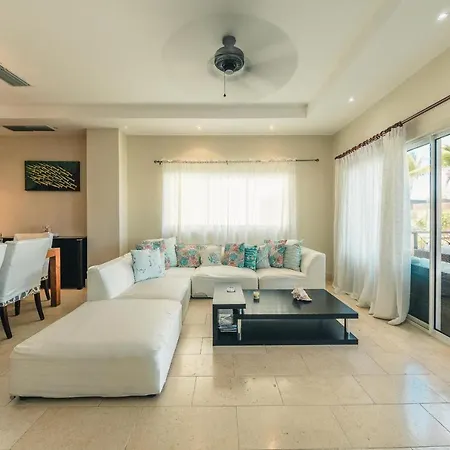 Spectacular Apartment Aquamarina M14-3