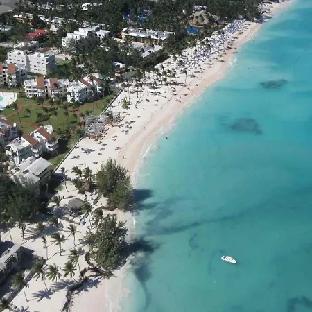 Huge Condo 3 Bedrooms 4 Bath 2 Min Walk To Beach Best Location In Punta Cana-3