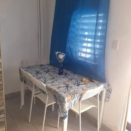 Lugar Encantador Minimalista-3