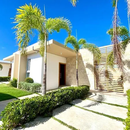 Exclusiva Villa Con Piscina En Condominio Privado-2