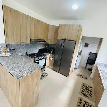 Nuevo Lujoso Apartamento A Pocos Metros Dela Playa-2