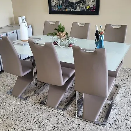 Newly Renovated Modern Apartment In San Juan Center With Backup Electricity And Gated Security 602-3