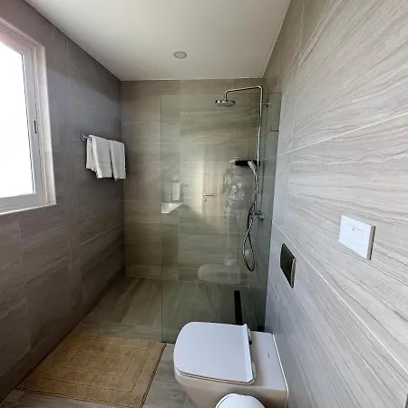 Luxury Condo Coral Bay-2