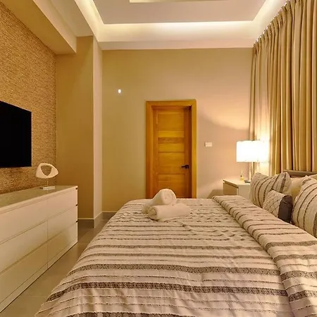 10Thfloor Penthouse With Jacuzzi 6 Guest, Family Ambient-3